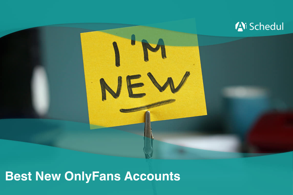 A photo with a yellow stickie note in it written "I'M NEW"